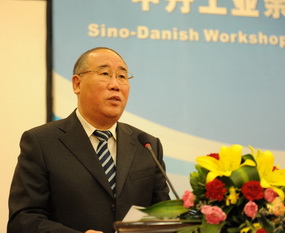 �����A��ϯ�е����I(y��)���������c�^�򹩟���ӑ��